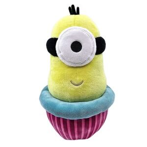Universal Studios Despicable Me Minion‎ Mayhem Stuart Cupcake Plush Toy 10" Tall